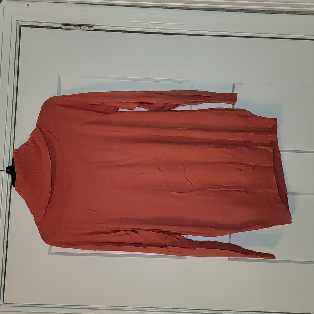 New York & Company. Pink convertible cowl neck sweater. XL - Picture 4 of 6